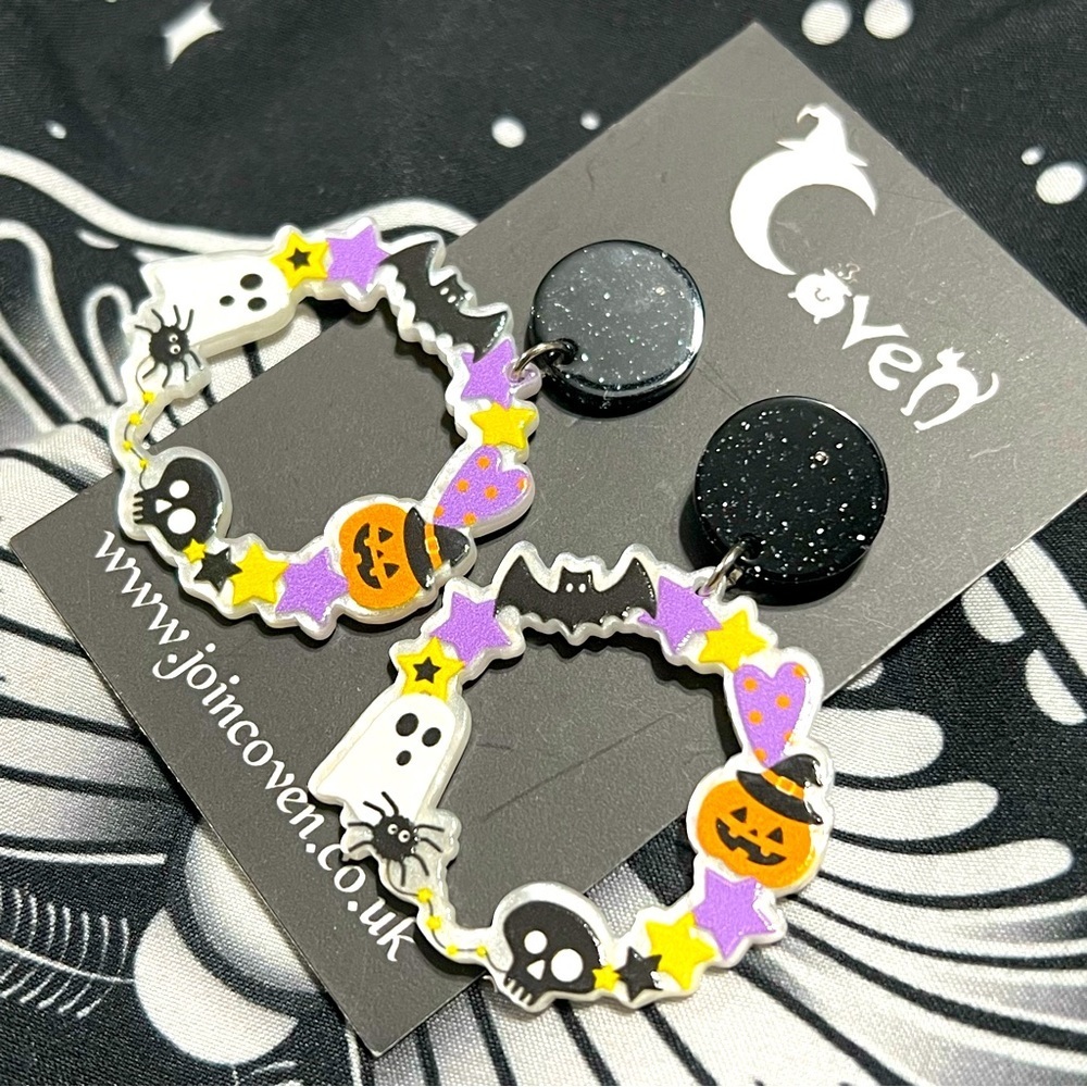 NWT- Coven Brand, Halloween Dangle Earrings